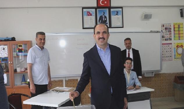 Başkan Altay Cumhurbaşkanlığı İkinci Tur Seçimi İçin Oyunu Kullandı