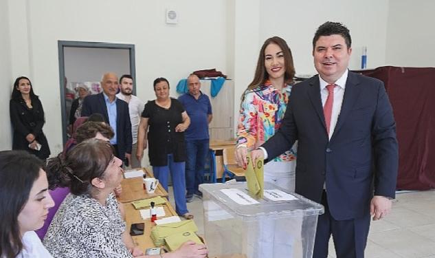 Buca Belediye Başkanı Erhan Kılıç Oyunu Kullandı