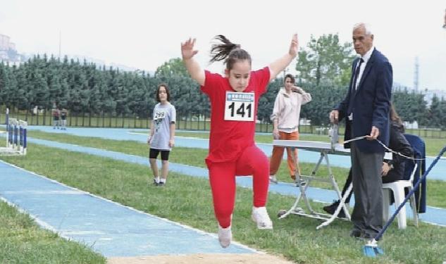 Özel sporcular Türkiye Şampiyonasına gidiyor