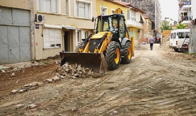 Seferihisar’ın yolları yenileniyor