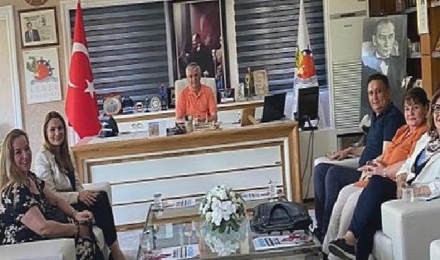Antalya’nın kadın muhtarlarından Başkan Topaloğlu’na ziyaret