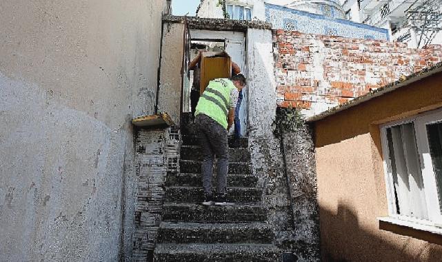 Bayraklı’da sosyal yardımlar arttı – Vatandaşın yüzü güldü
