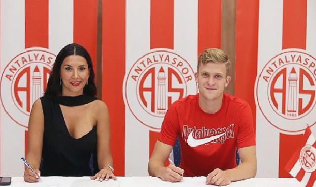 Antalyaspor’dan Fener’e Jakup çalımı