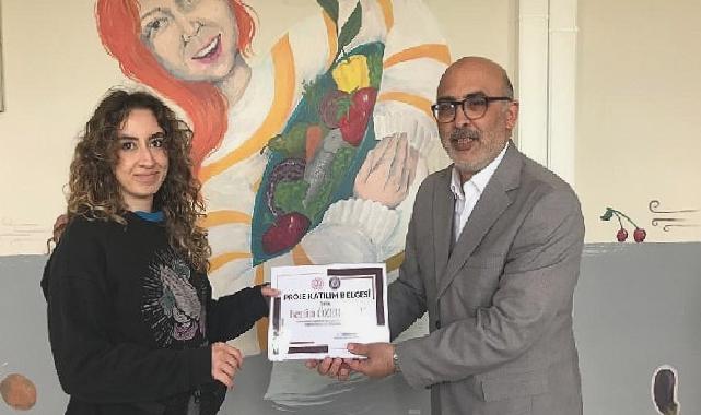 Egeli gençler, ilkokul öğrencileriyle sanat projesinde buluştu