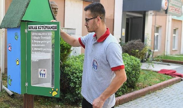 Geri Dönüşüm sokak kütüphanesi 
