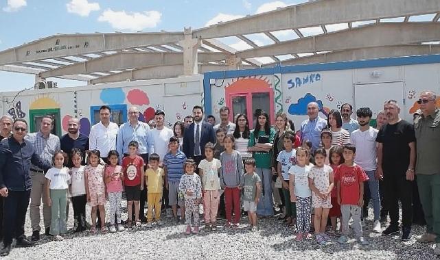 Sanko Holding deprem bölgesindeki öğrencilere 5 bin adet tablet bağışladı