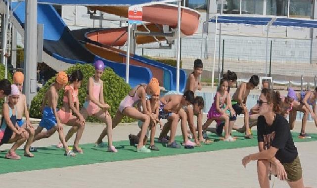 Torbalı Belediyesi’nde yüzme kursları başladı