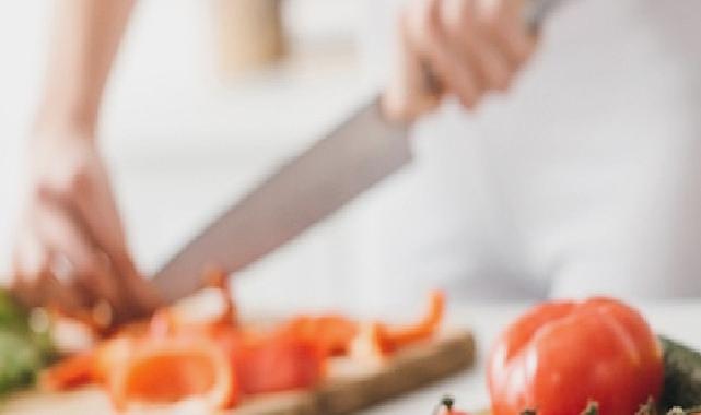 Yazın kavurucu sıcaklarında 8 beslenme önerisi