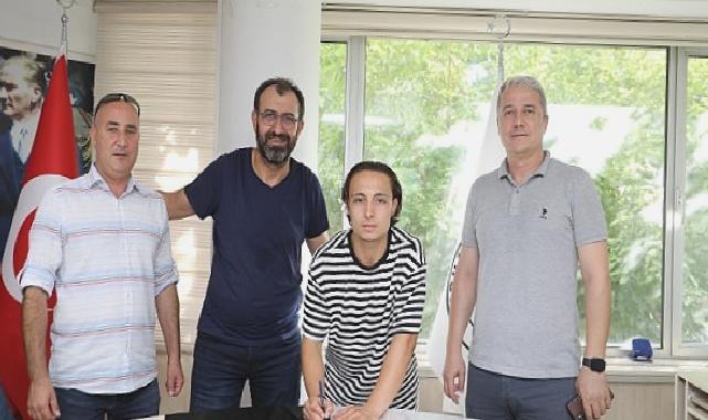 Burhaniye Belediyespor’dan Orta Sahaya Hamle