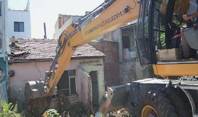 Metruklar yıkılıyor vatandaşın yüzü gülüyor