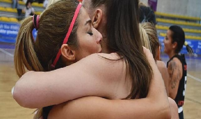 Lüleburgaz Belediyesi’nin Kadınlar Spor Turnuvası Cumhuriyet Kupası tamamlandı 