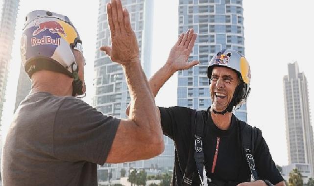 Ünlü Ekstrem Sporcu Brian Grubb, Dubai’de WakeBASE Atlayışı ile Dünya Rekoru Kırdı