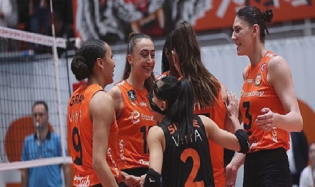 Eczacıbaşı Dynavit, çeyrek finalin rövanşında İtalyan temsilci Savino Del Bene Scandicci’ye konuk oluyor