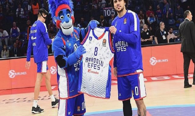 Anadolu Efes Spor Kulübü, 8 Mart Dünya Kadınlar Günü kapsamında Yanındayız Derneği iş birliğiyle önemli bir çalışmaya imza attı