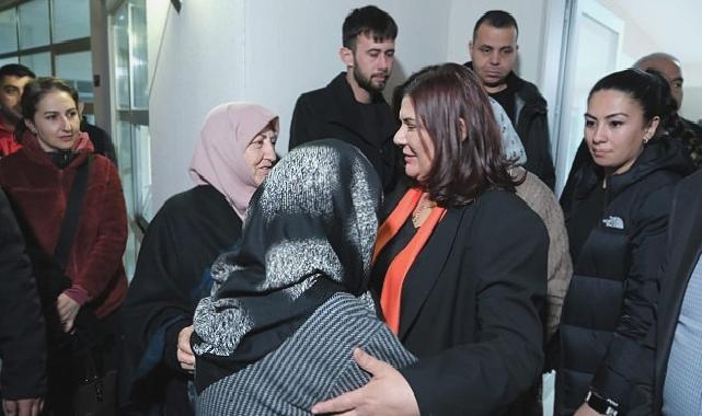 Aydın Büyükşehir Belediye Başkanı Özlem Çerçioğlu Çakırbeyli Mahallesi’nde vatandaşlarla iftarda buluştu