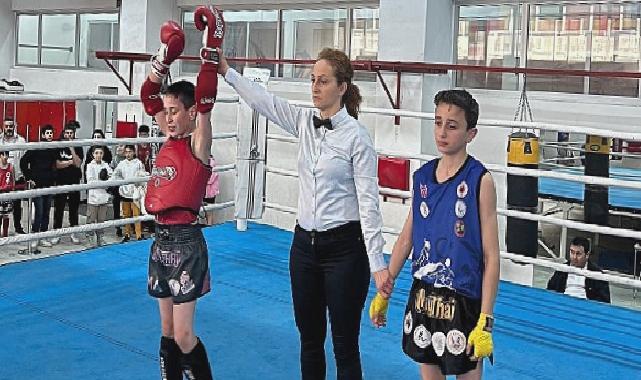 Canikli Sporculardan Gövde Gösterisi