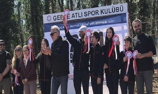 En dayanıklı atlar 120 km’lik parkurda yarıştı