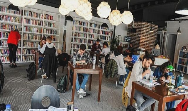 Karşıyaka Belediyesi’nden Kütüphane Haftası’na özel söyleşi