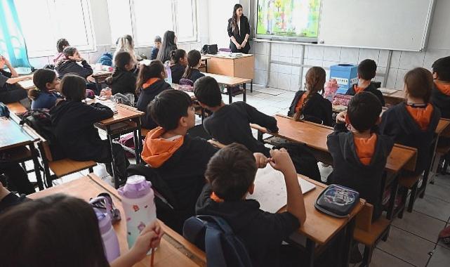Kemer Belediyesi’nden okullarda ‘Sıfır Atık’ eğitimi