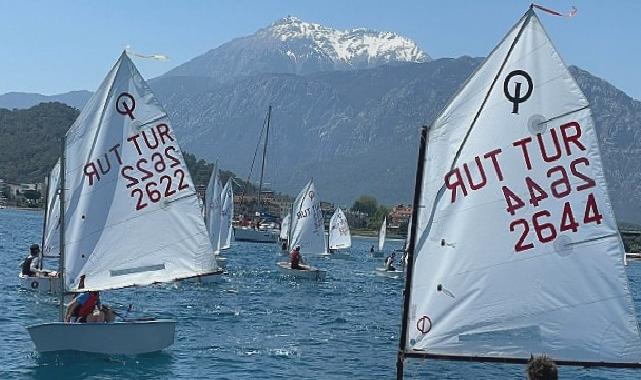 Yat ve yelken sporu Kemer’de gelişiyor