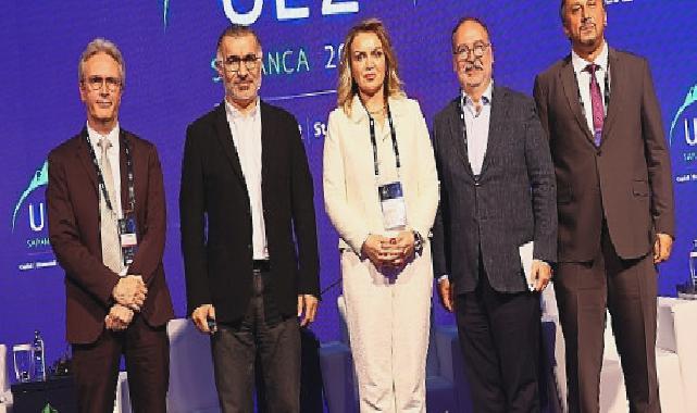 Eğitimin Geleceği: Dijital Çağda Global Yetenekler Geliştirmek