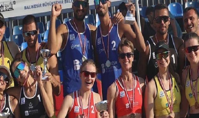 2024 TVF U20 Kulüpler Türkiye Şampiyonası Voleybol Kadınlar ve Erkekler plaj voleybolu Balkan şampiyonası Ödül Töreni Ören Plajı’nda yapıldı