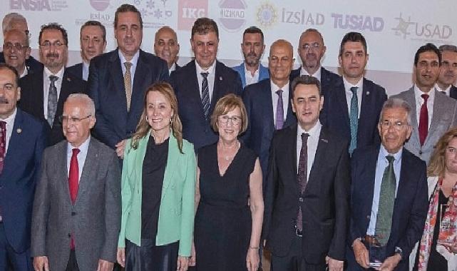 Başkan Tugay BASİFED’in Network Buluşması’na katıldı “Yolunuza yoldaş olmaya hazırız”
