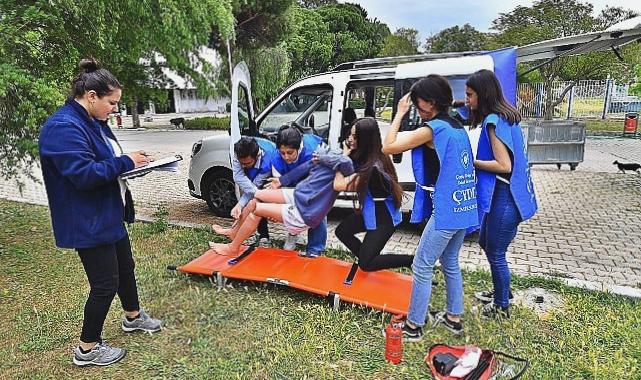 Büyükşehir’den gençlere “İlk Yardım Turnuvası” Gençler hayat kurtarmak için yarıştı