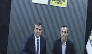 Konya Büyükşehir Belediyespor Başantrenör Volkan Ertetik ile “Yola Devam” Dedi