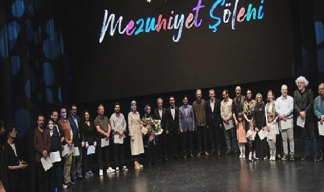 Zeytinburnu Kültür Sanat 15. Dönem Kursiyerlerini Mezun Etti