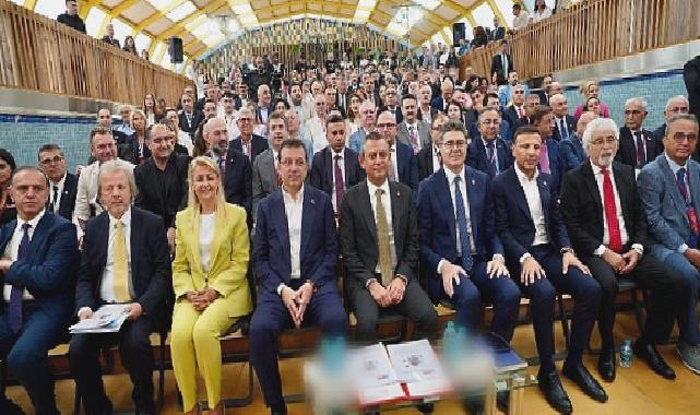 CHP Genel Başkanı Özgür Özel ve İBB Başkanı Ekrem İmamoğlu, ‘Yurt Dışı Örgütlenme İkinci Yüzyıl Vizyonu Çalıştayı’nda konuştu