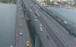 İstanbul Büyükşehir Belediyesi Haliç Köprüsü metrobüs yolundaki asfalt yenileme çalışmasını bitirdi