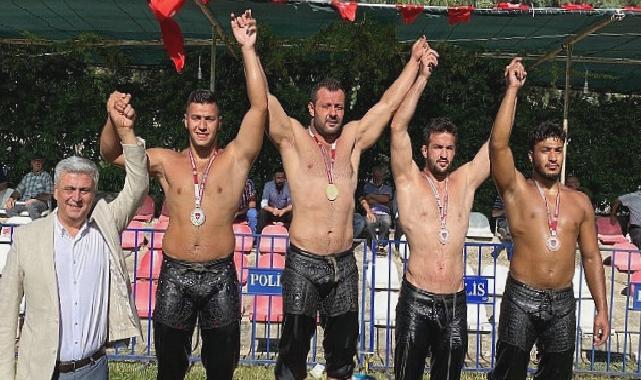 Kemer Belediye pehlivanı Isparta’da 2’nci oldu