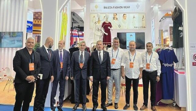 Türk ihracatçılar İpek Yolu’nun Batı’ya açılan kapısı Urumçi’de yeni işbirliklerine imza attı