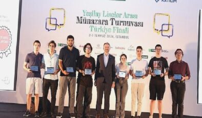 Yeşilay’ın Bağımlılıklarla Mücadelesine Bir Tuğla da Gençler Koydu
